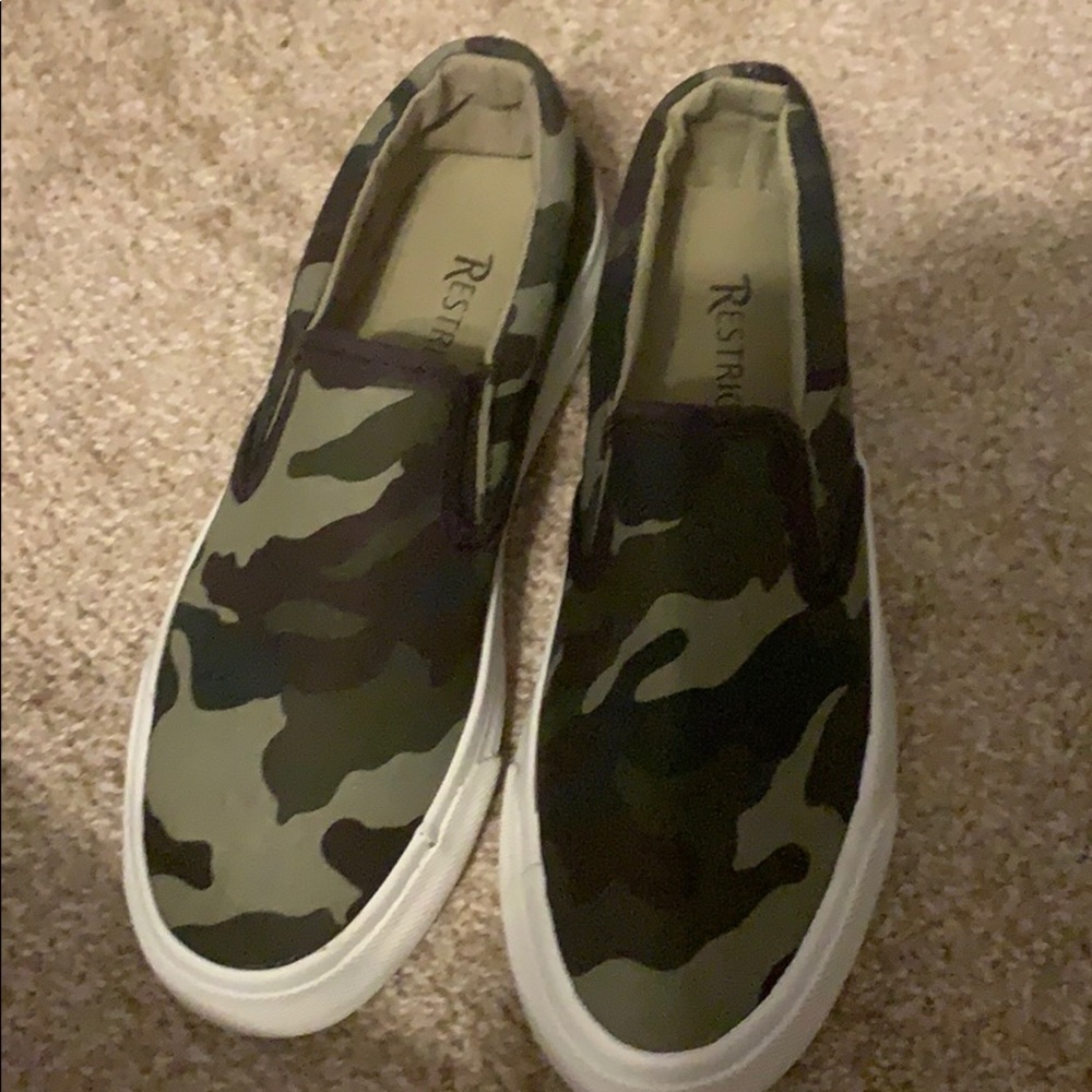 Camo Slides